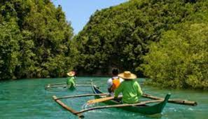 Fishermen as local interpreter